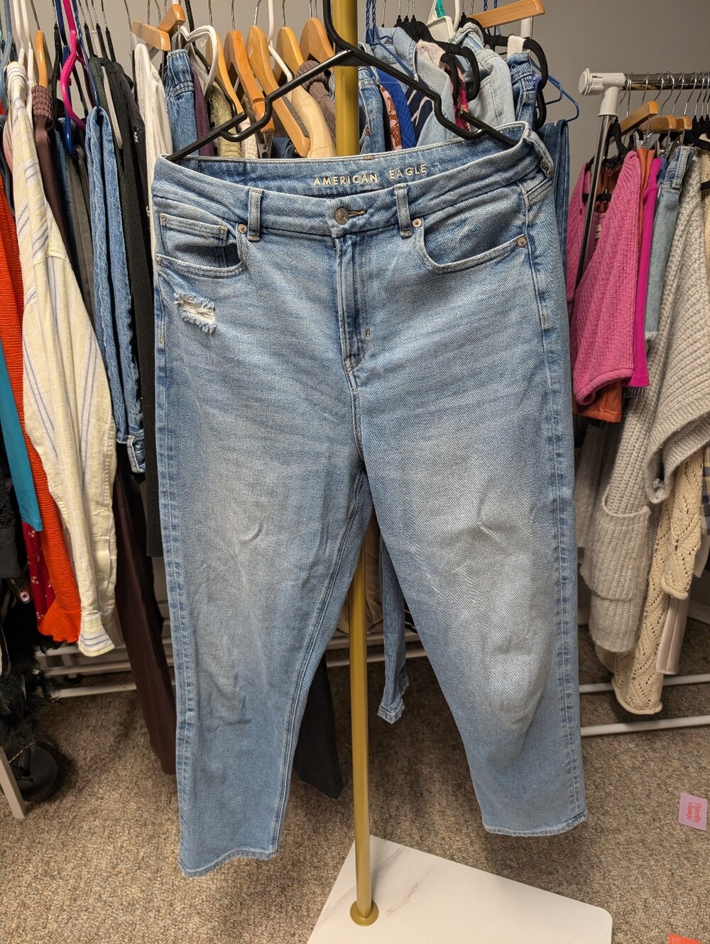 American eagle mom jean size 10